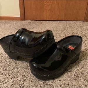 Dansko XP clogs